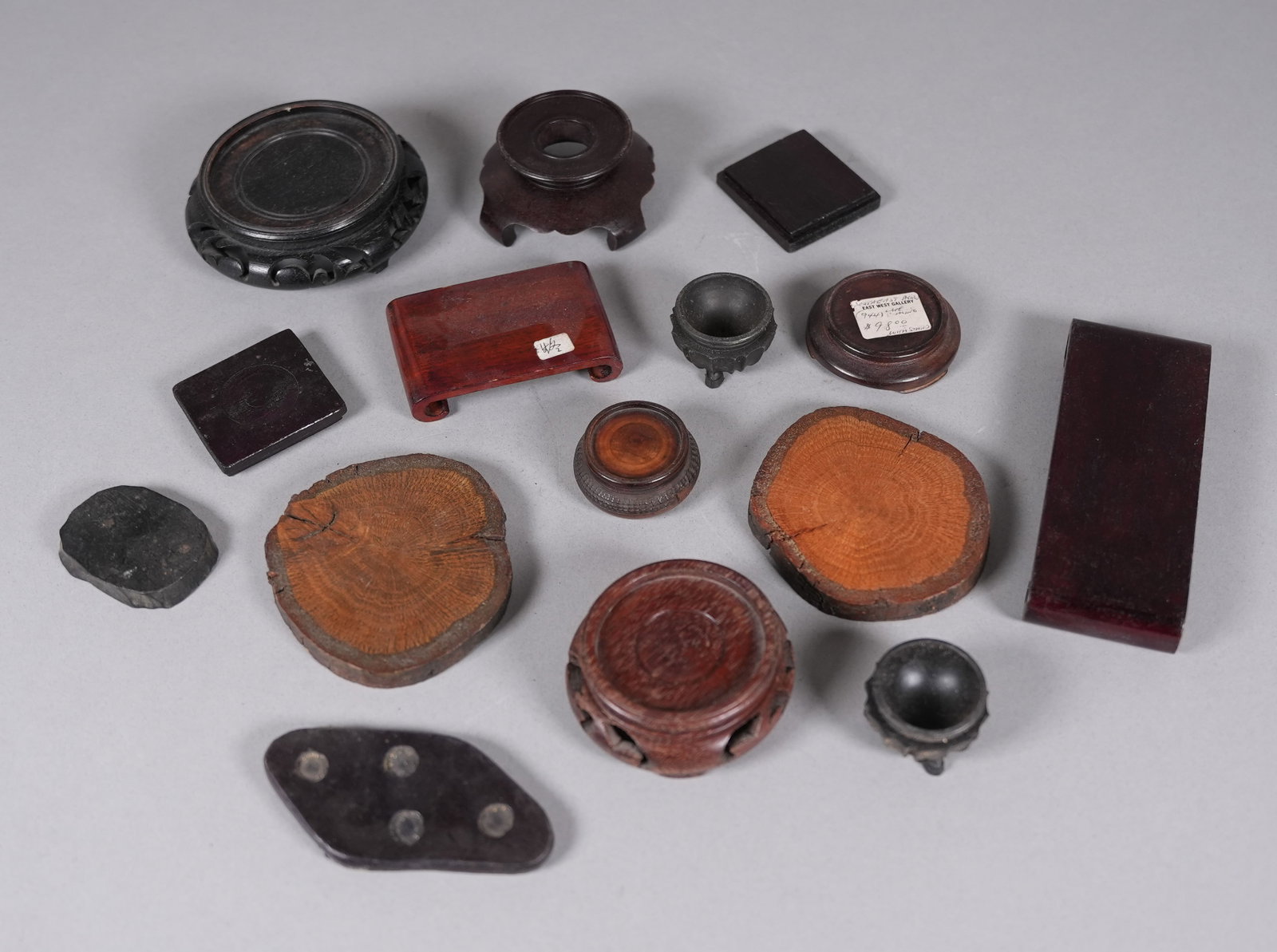 Lots Chinese vintage stands: Lots Chinese vintage stands. From an estate.