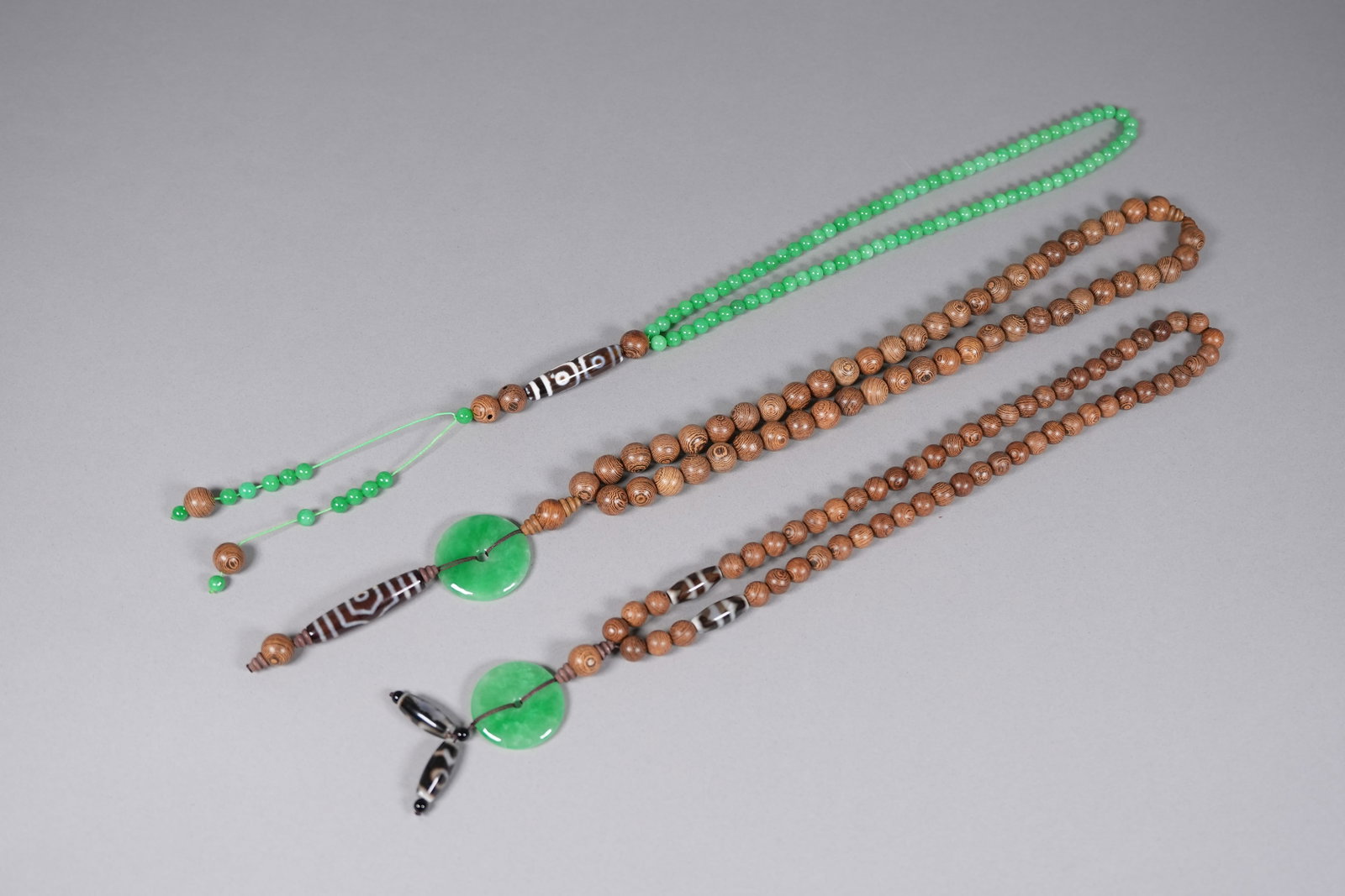 Lots Chinese fine beaded items - 3