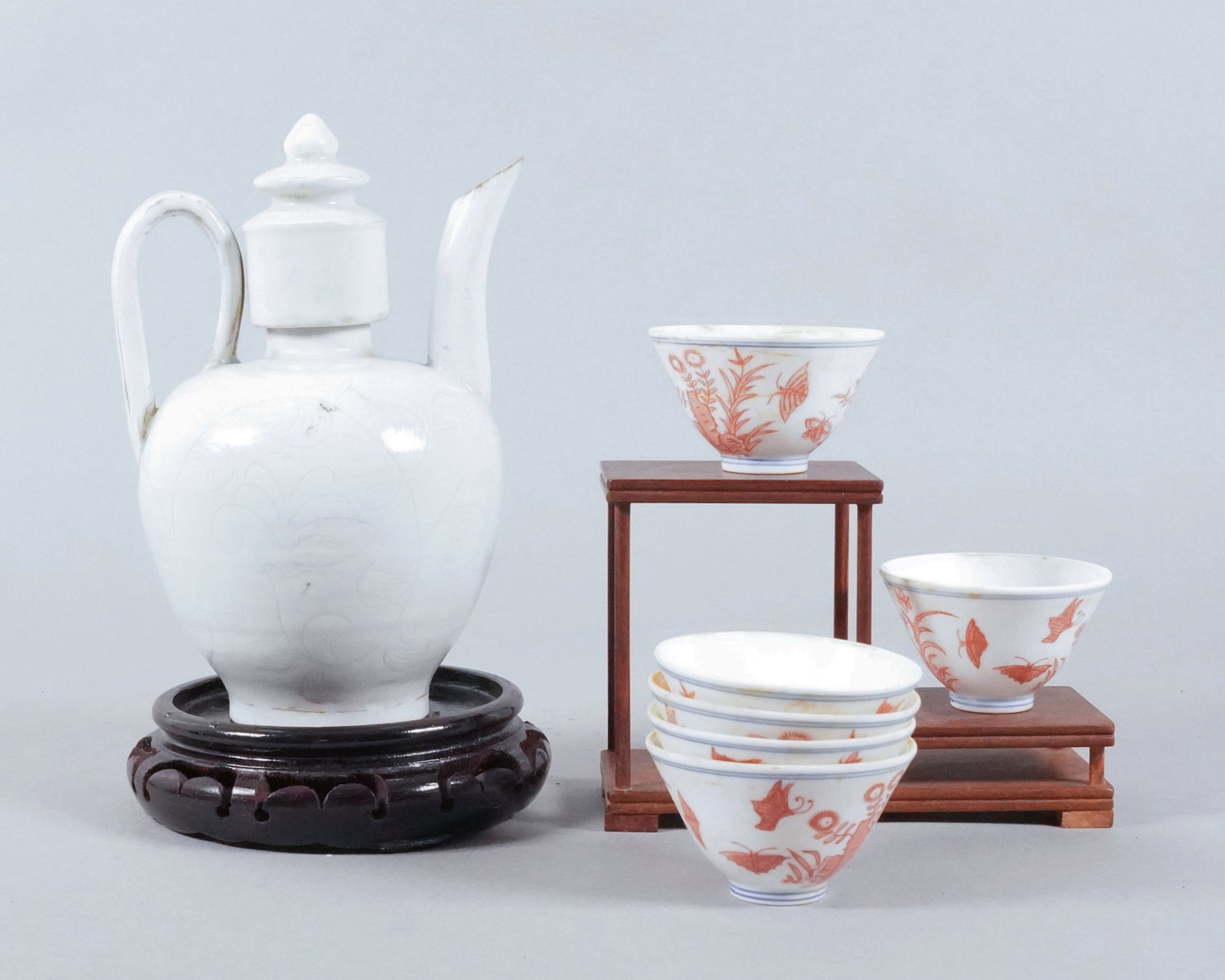 Lots Chinese fine porcelains: Lots Chinese fine porcelains, largest H: 8" x W: 5.7."