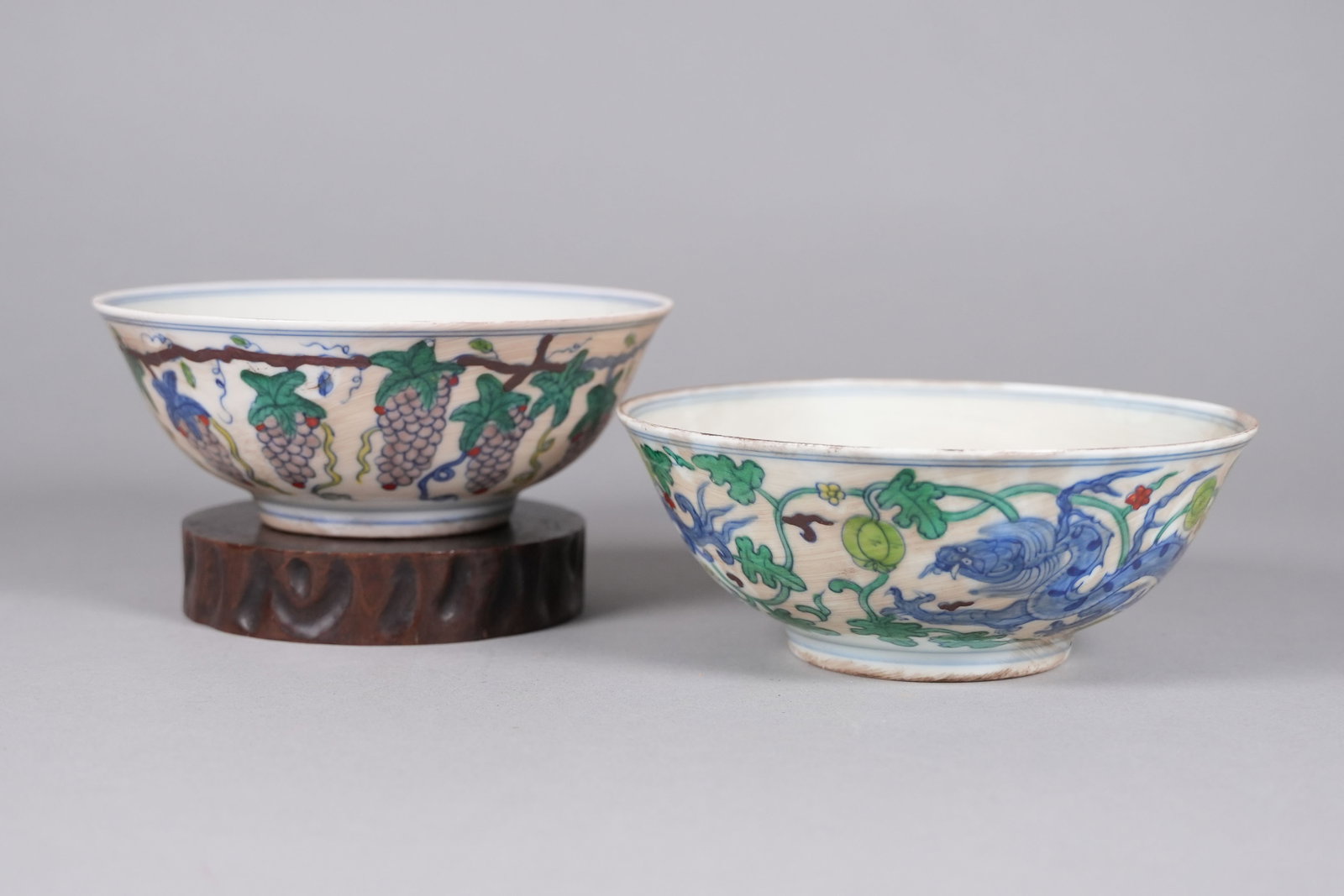 Lots Chinese fancy bowls: Lots Chinese fine fancy bowls, largest H: 3" x W: 7.3."