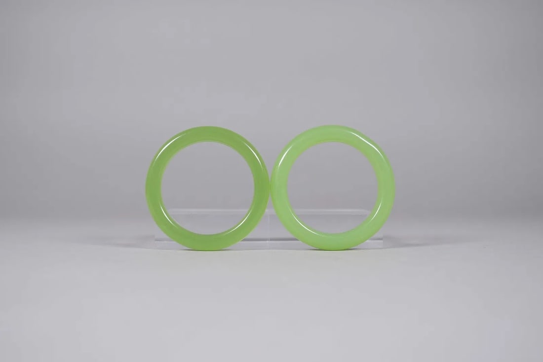 Lots Chinese apple green bangles - 2