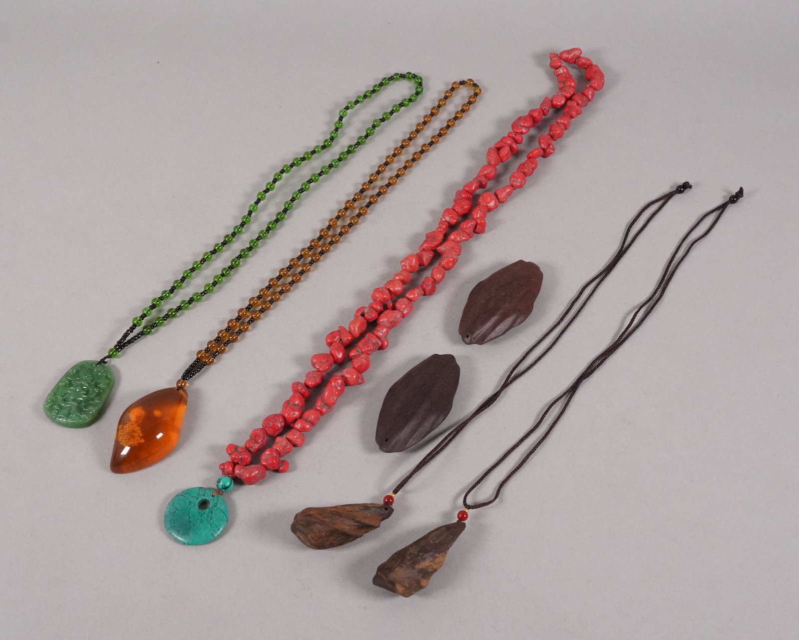 Lots Chinese necklaces (1 of 7)