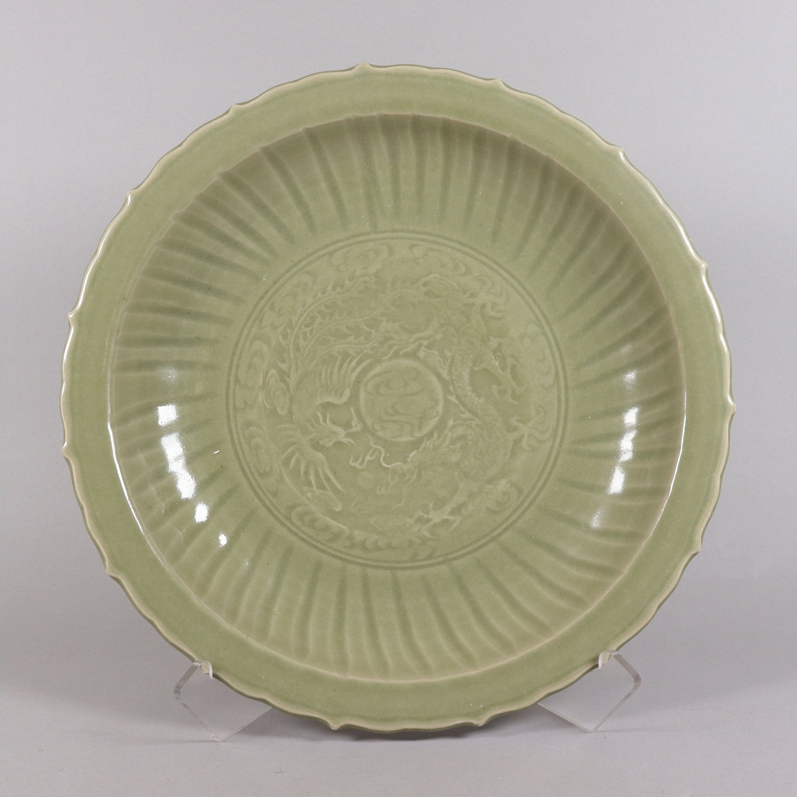 Chinese fine green charger plate: Chinese fine green charger plate. H: 3" x W: 16.5."