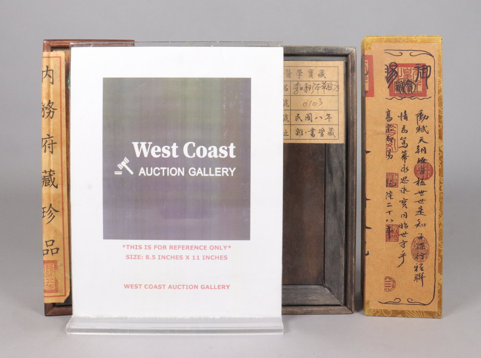 Lots Chinese art items - 2