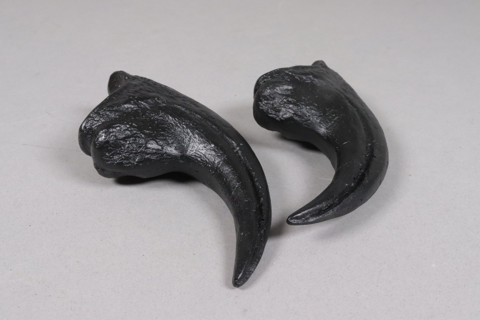 Lots estate carved items - 6