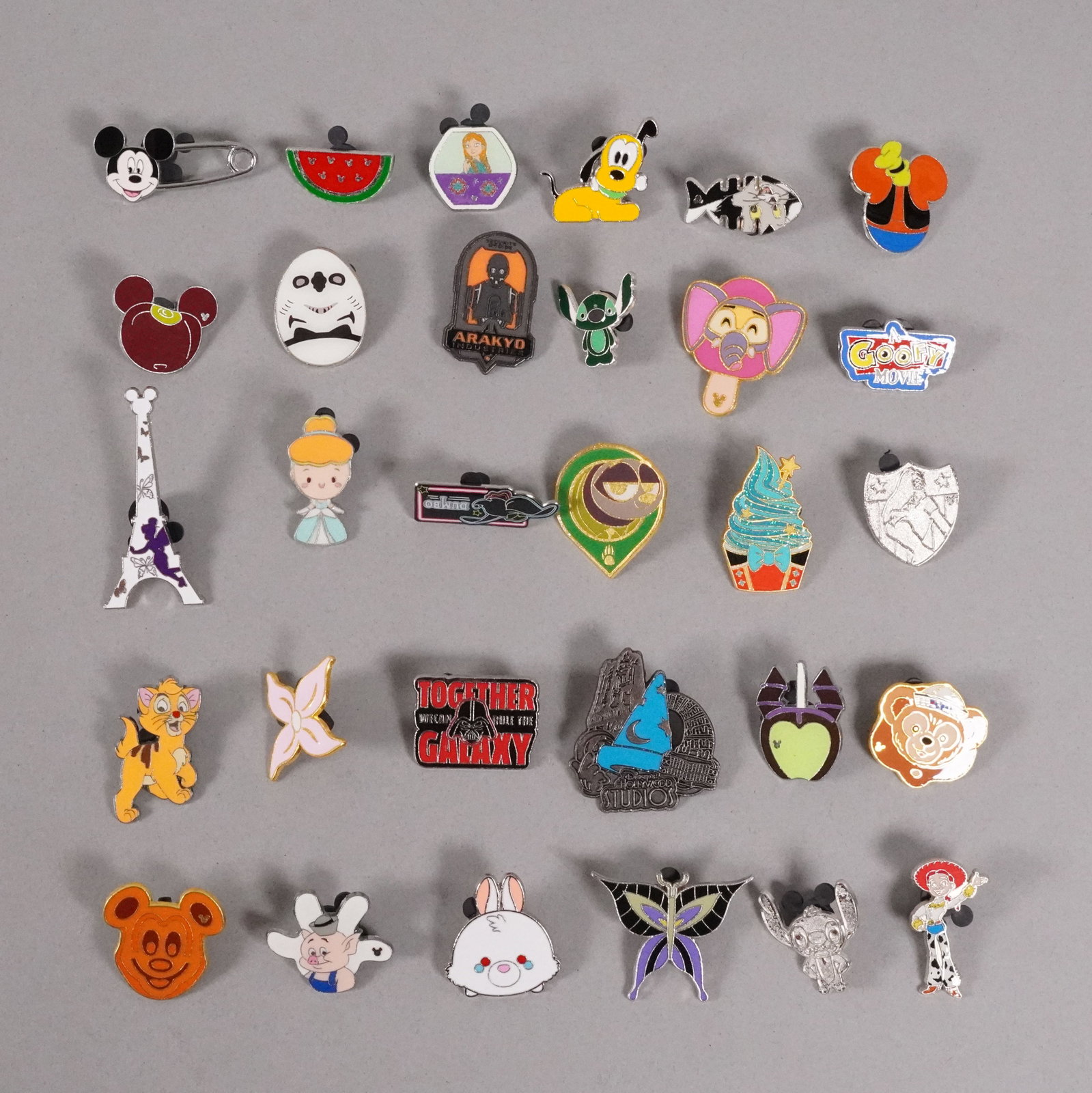 Lots Disney pins: Lots Disney pins.