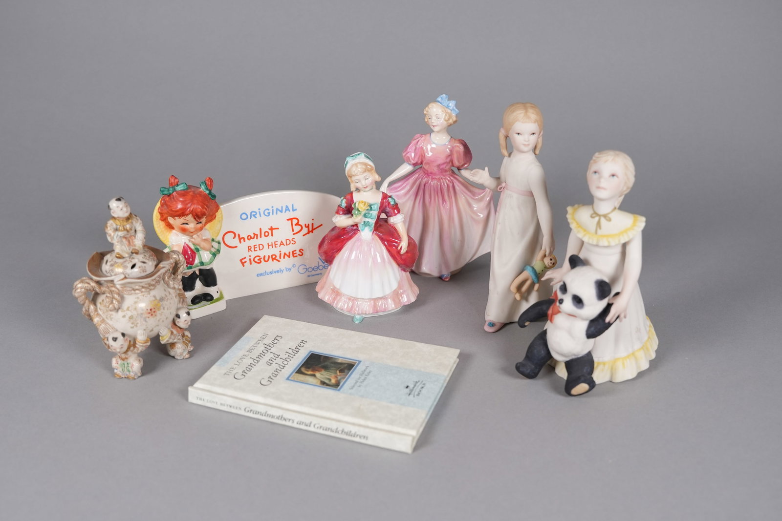 Lots estate figurines - 3