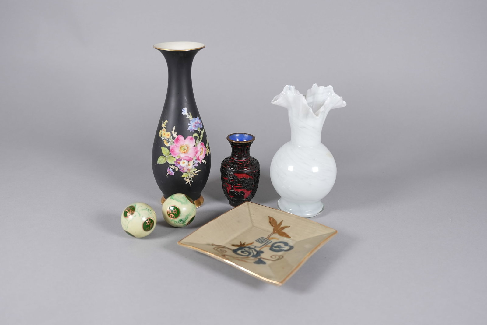 Lots Asian items: Lots Asian items, largest H: 9.1" x W: 3.3."