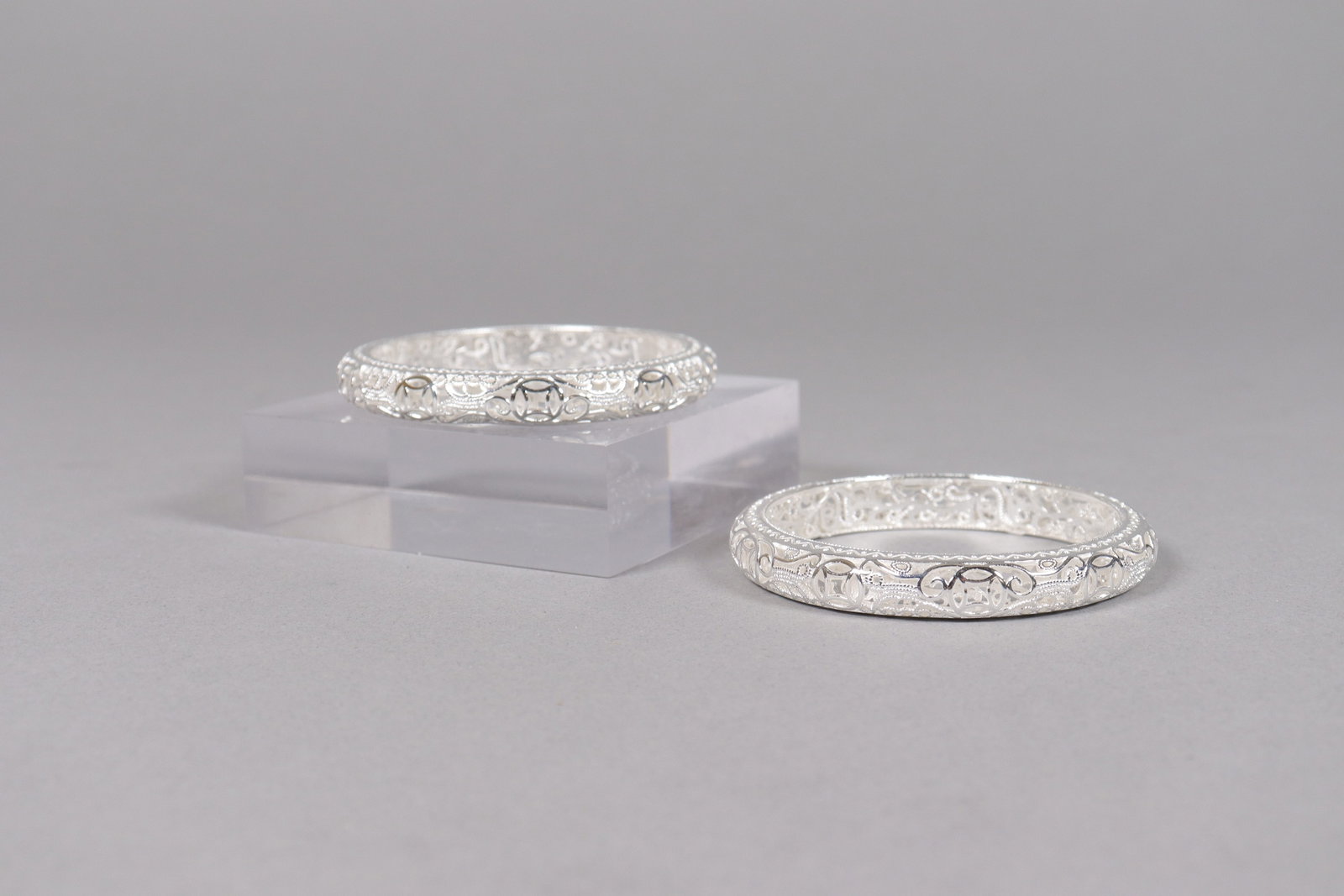 Lots estate fine bracelets (1 of 7)
