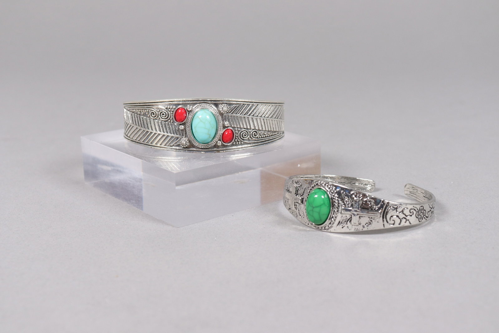 Lots estate fine bracelets (1 of 6)