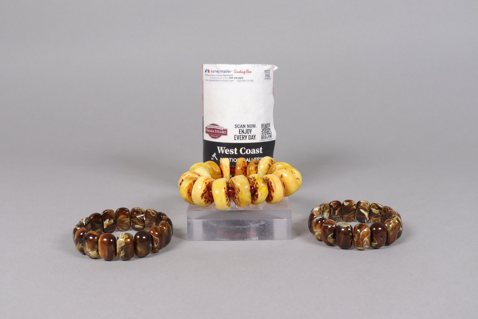 Lots fine amber bracelets - 2
