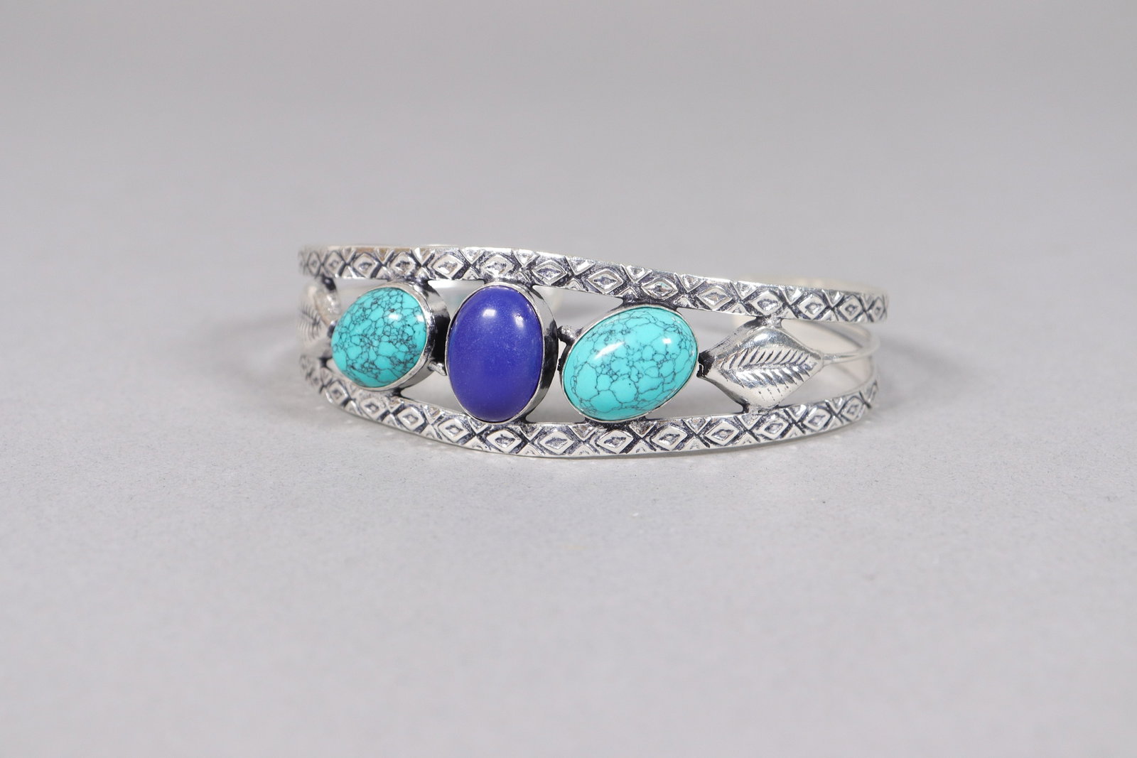 Lots estate fine bracelets - 5