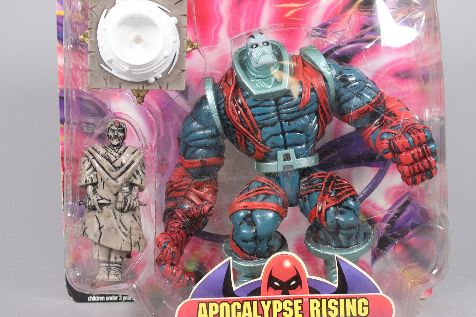 Lots Marvel action figures in box - 3