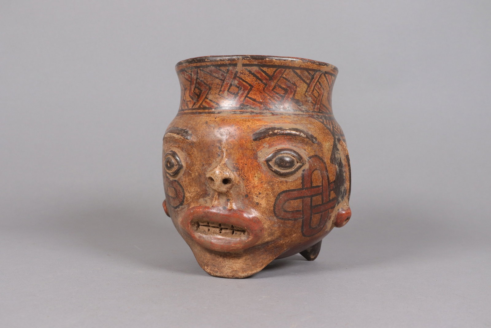 Pre-Columbian large bust pot estate: Pre-Columbian large bust pot, from an estate. H: 7" x W: 6."