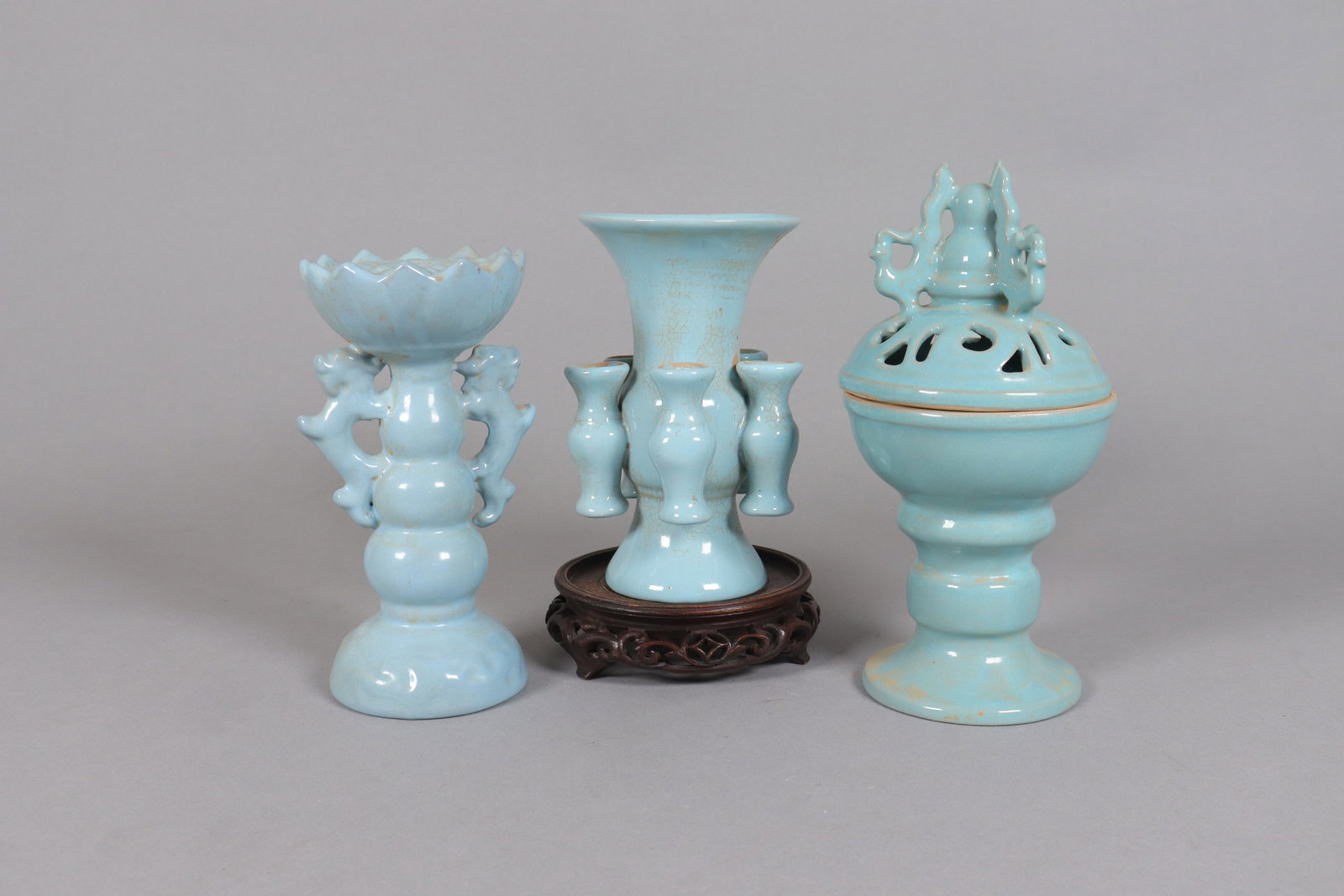 3 Chinese celadon vase: 3 Chinese fine celadon vase. H: 7" x W: 3."