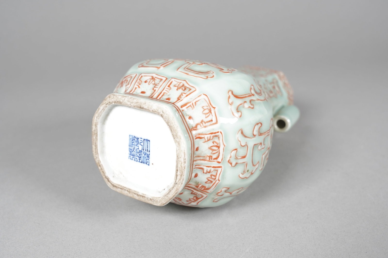 Important Chinese antique handled vase - 4