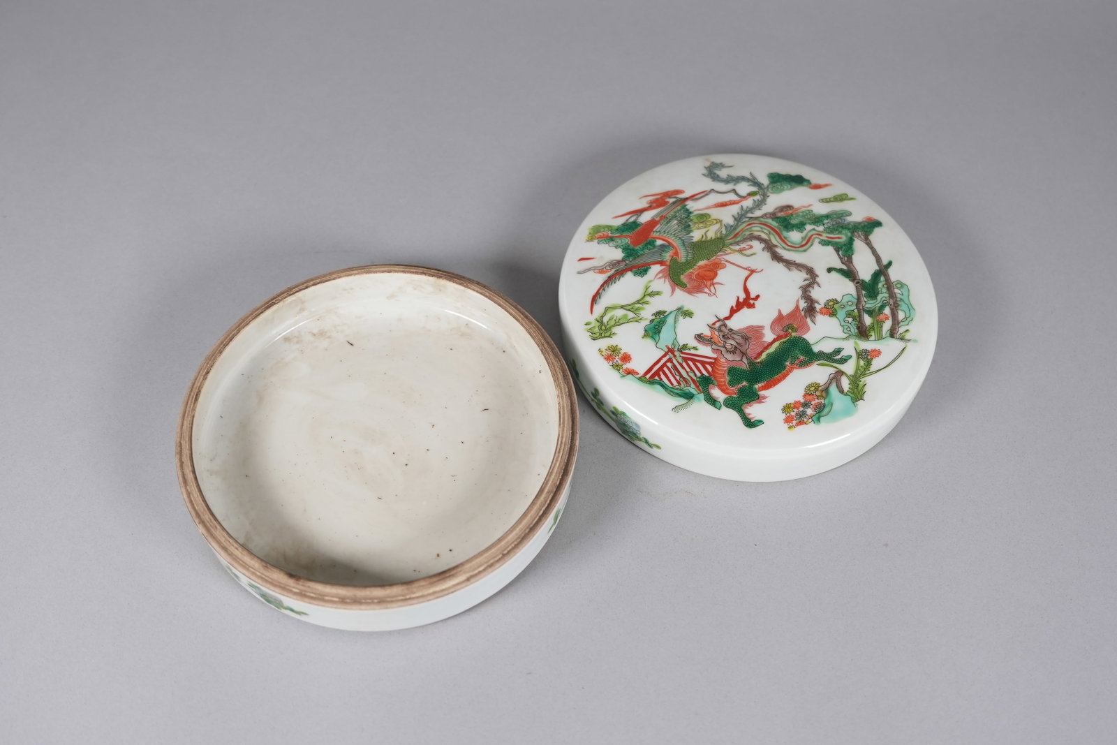 2 Chinese round porcelain box - 5
