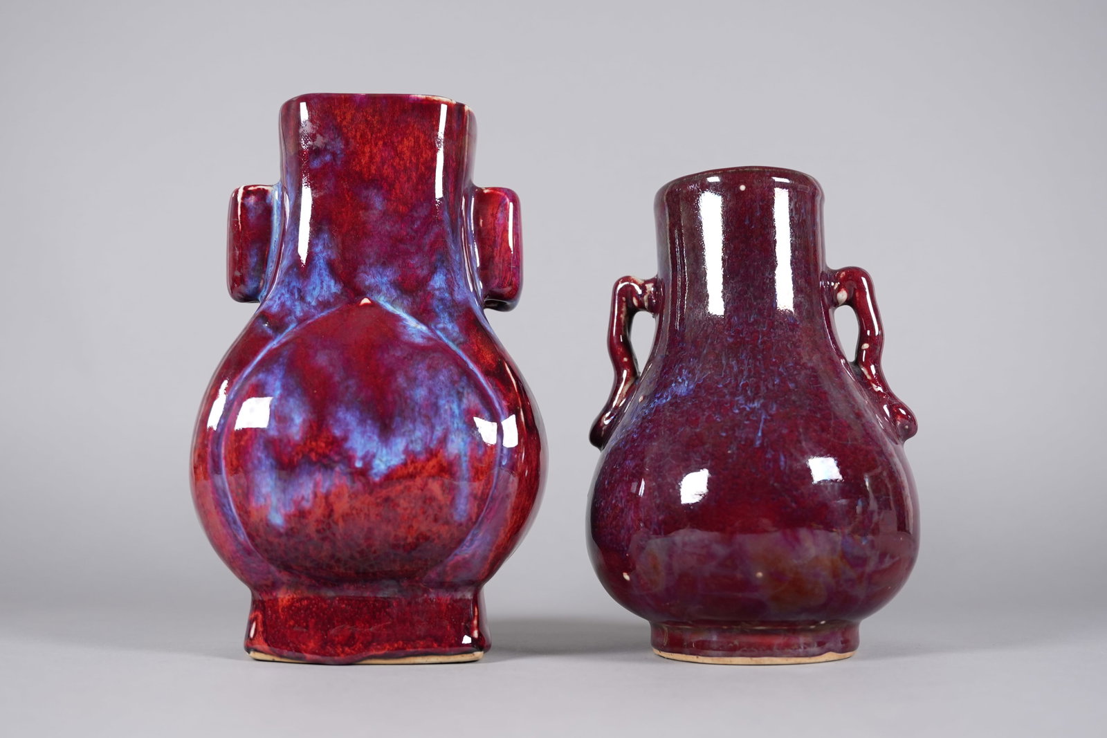 2 Chinese red vase: 2 Chinese fine red vase, largest H: 9.8" x W: 6."