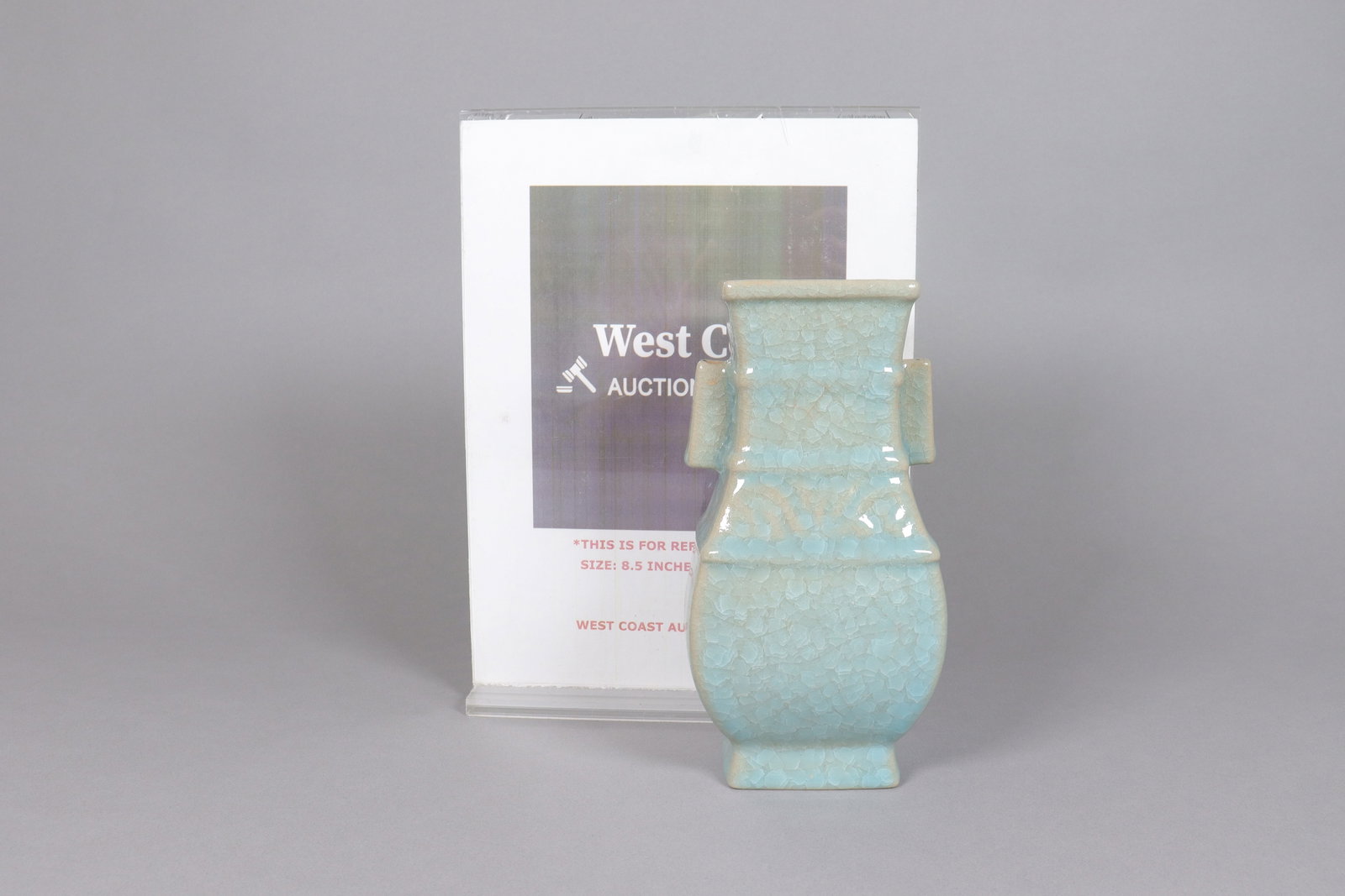 Chinese fine celadon vase - 2