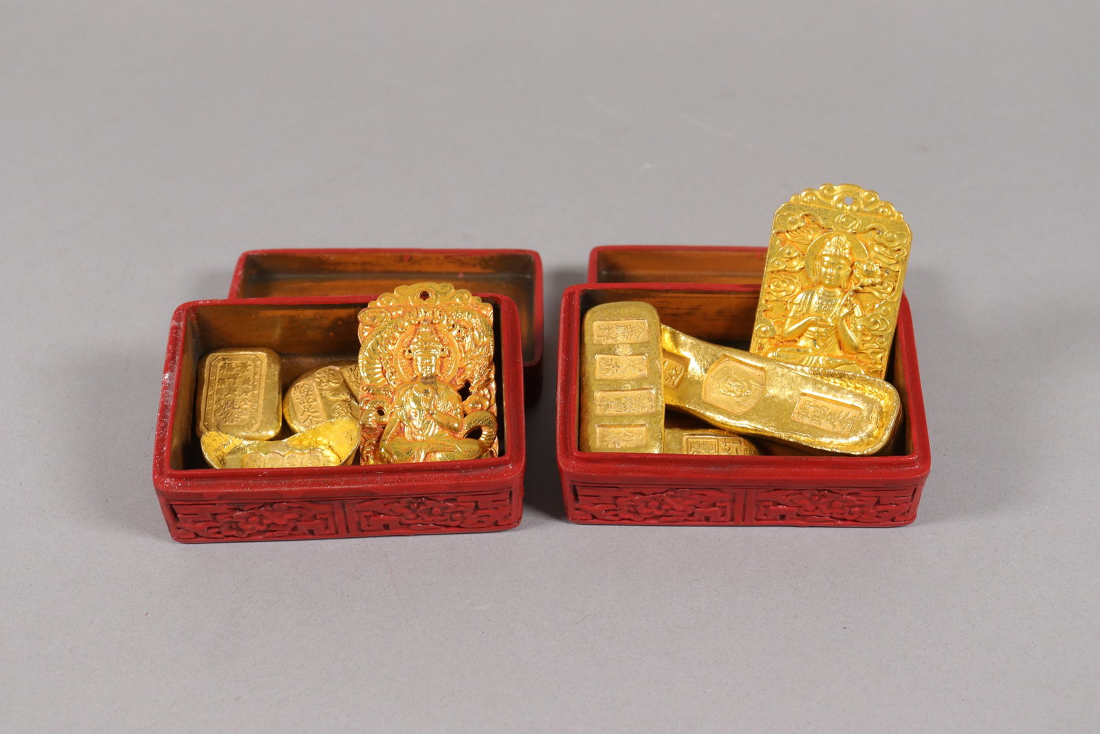 Lots Chinese ingots ungraded: Lots Chinese ingots ungraded. We do not guarantee its material, engraving, carvings, weight and age. All sales are final, no return.