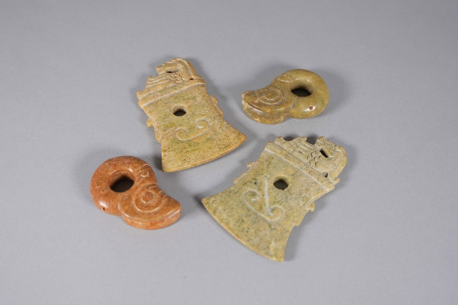 Lots Chinese jade ornaments: Lots Chinese fine jade ornaments.