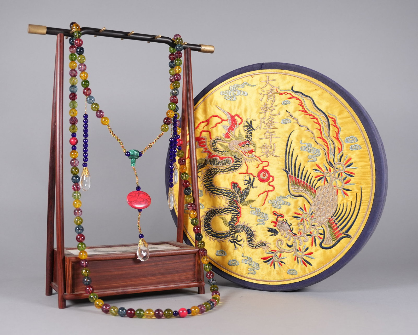Chinese fine long necklace: Chinese fine long necklace with box.