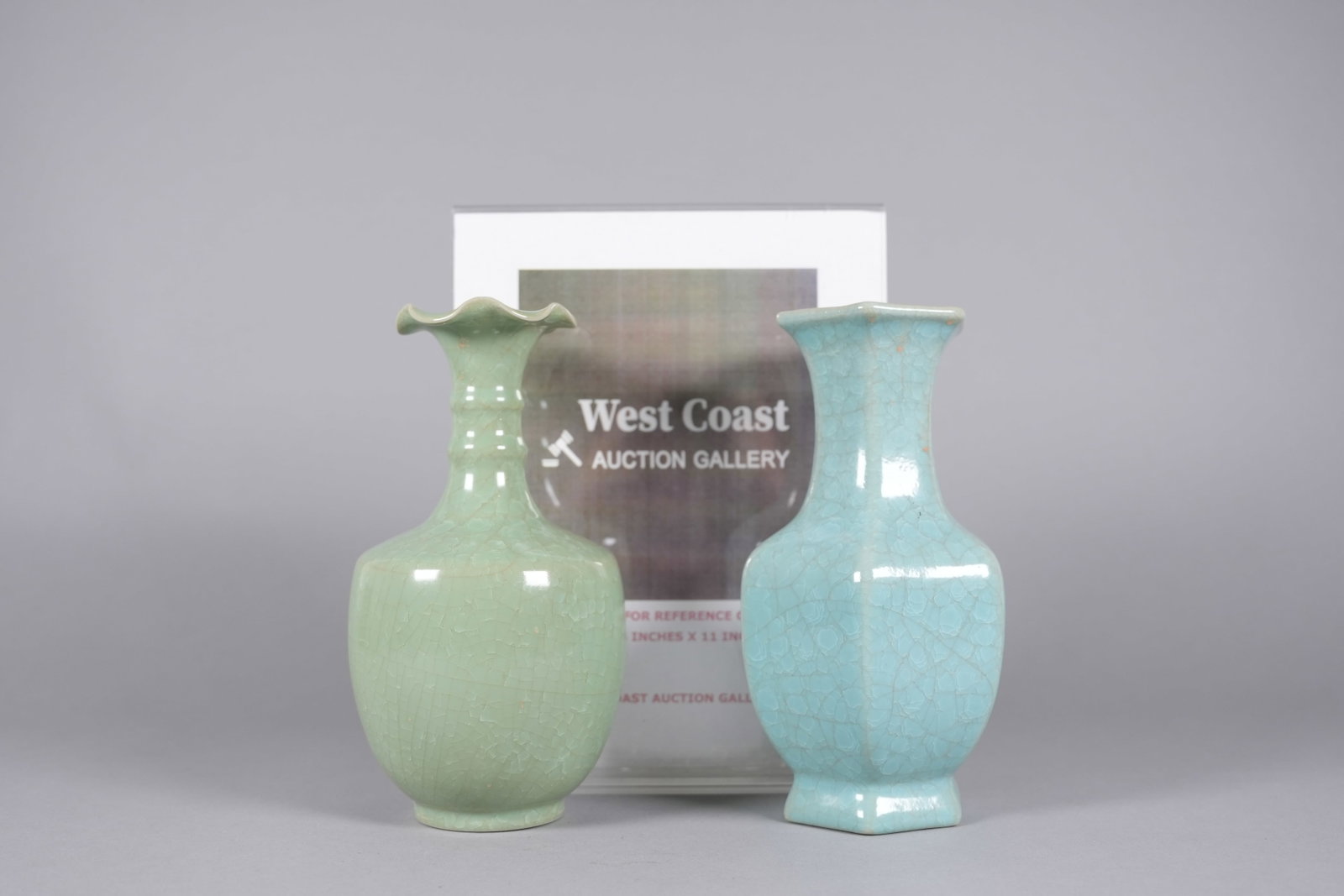 2 Chinese fine celadon vase - 2