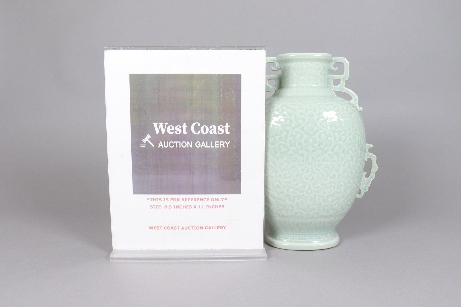 Chinese fine celadon vase - 2