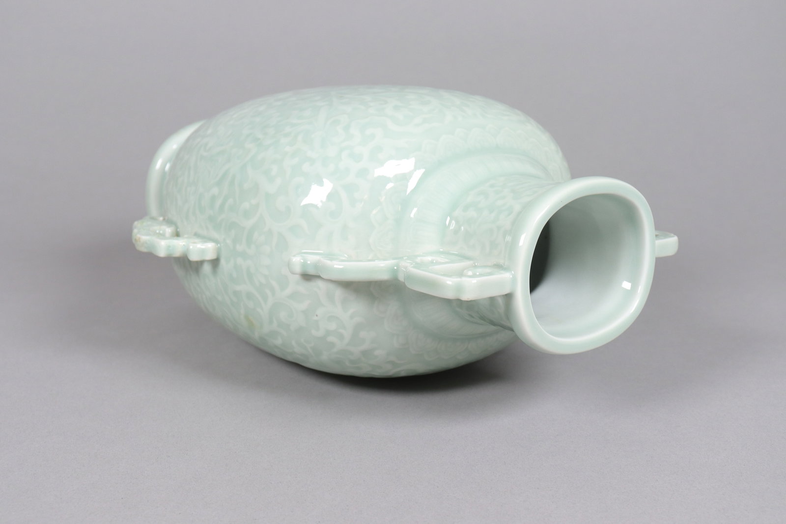 Chinese fine celadon vase - 3