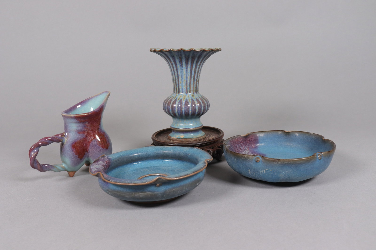 Lots Chinese fine purple porcelains: Lots Chinese fine purple porcelains, largest H: 5.25" x W: 4."