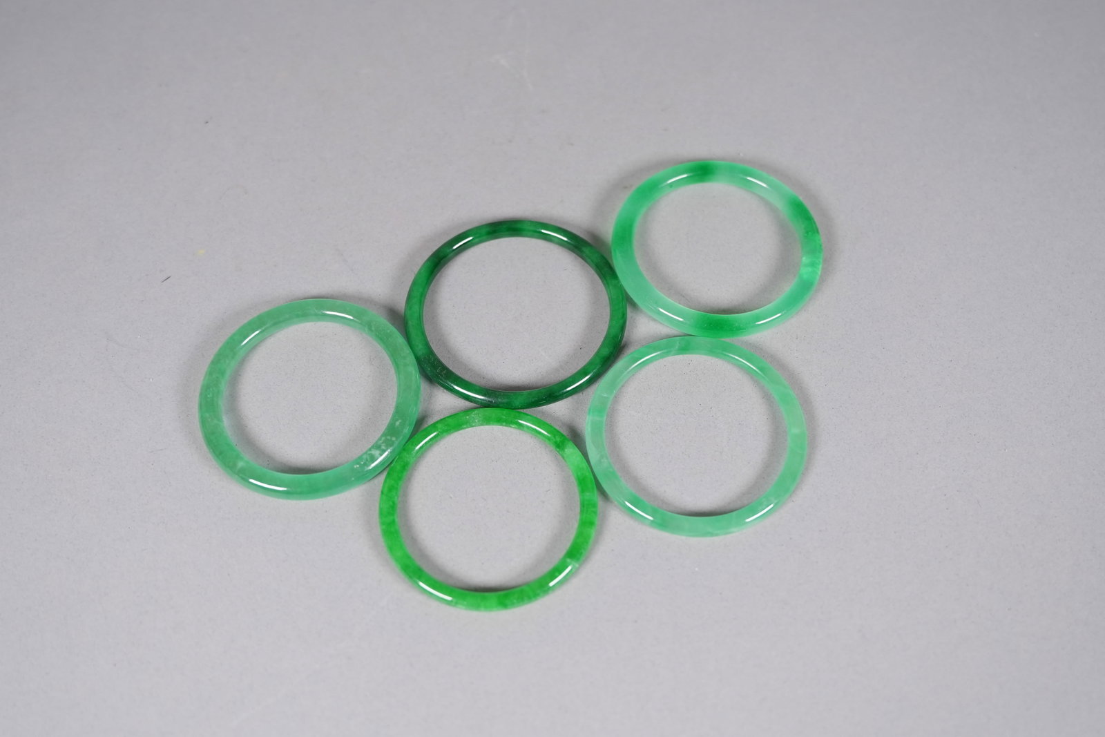 Lots Chinese apple green bangles - 2