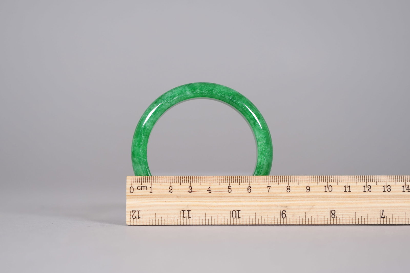 Chinese apple green fine bangle - 2
