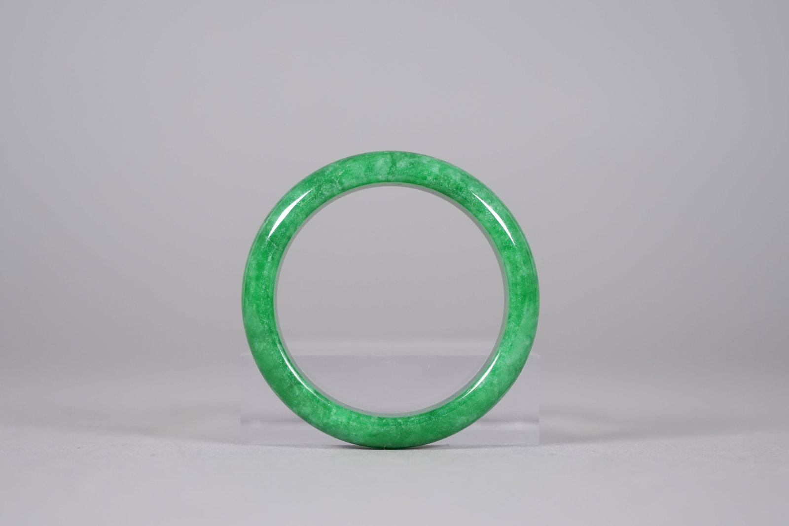 Chinese apple green fine bangle - 4
