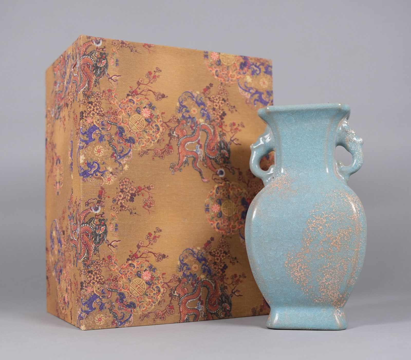 Chinese fine blue glaze vase with box: Chinese fine blue glaze with heavy box. H: 9.1" x W: 4.9."