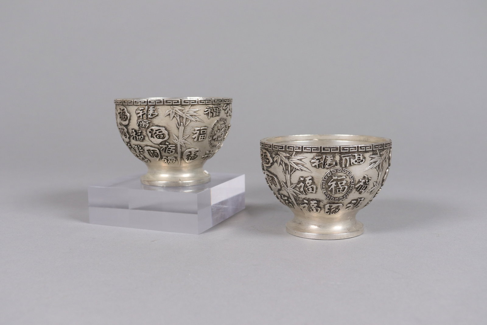 2 Chinese fine carved bowl: 2 Chinese fine carved bowl.