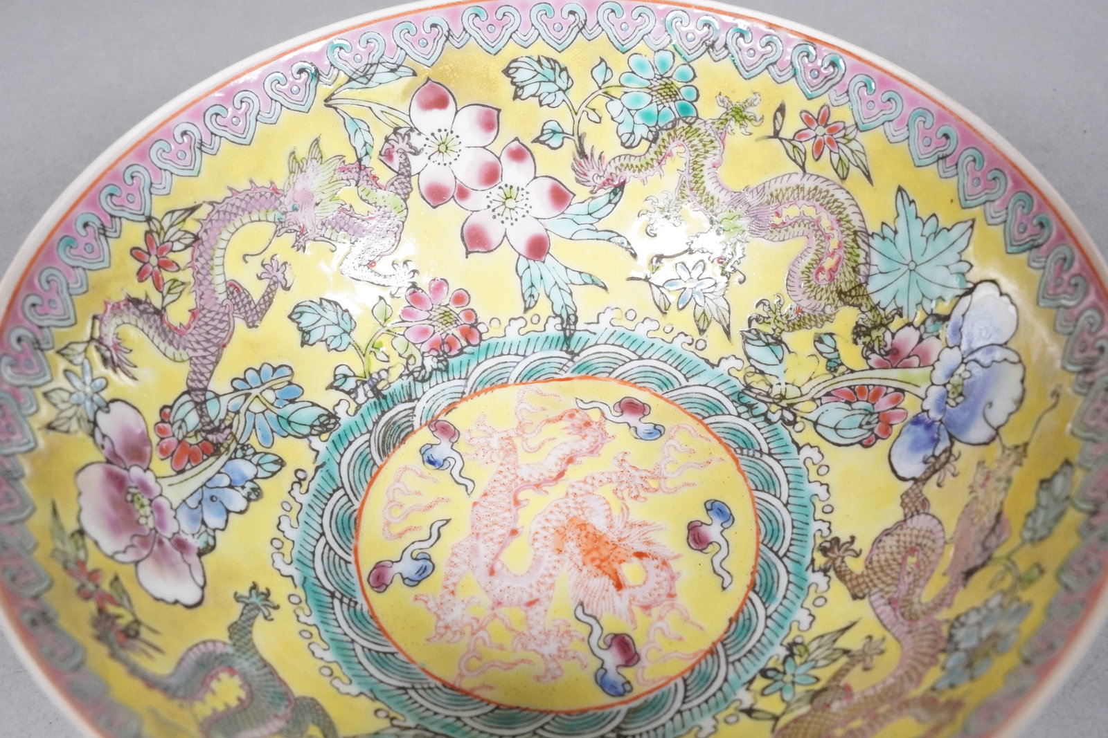 Chinese eggshell yellow bowl - 7