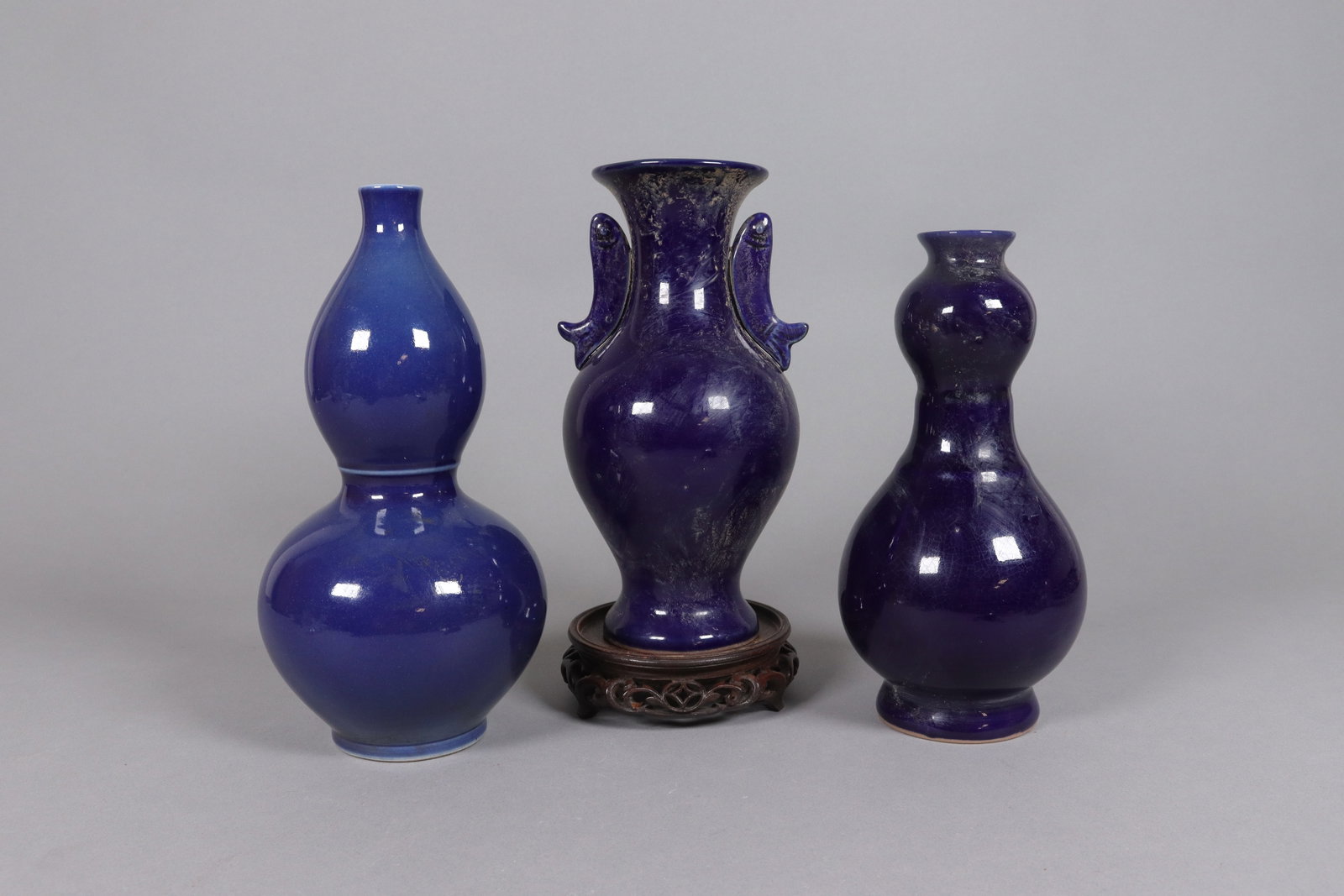 Lots Chinese dark blue vase (1 of 7)