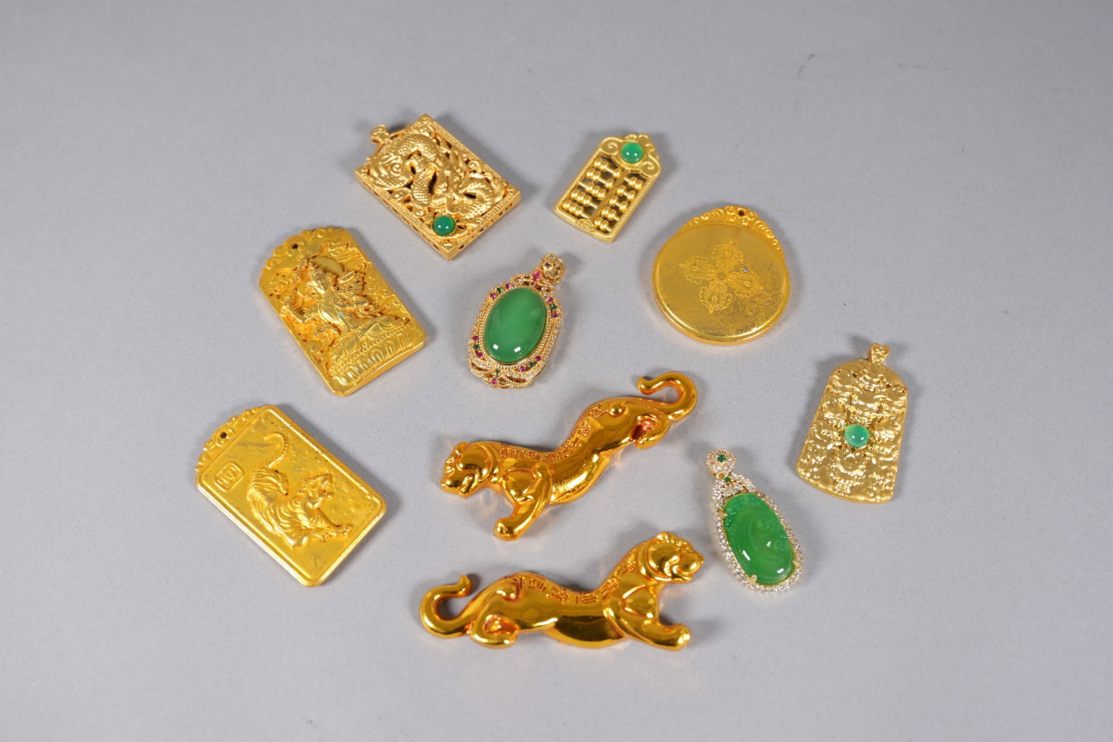 Lots Chinese gilted jewelry: Lots Chinese fine gilted jewelry.