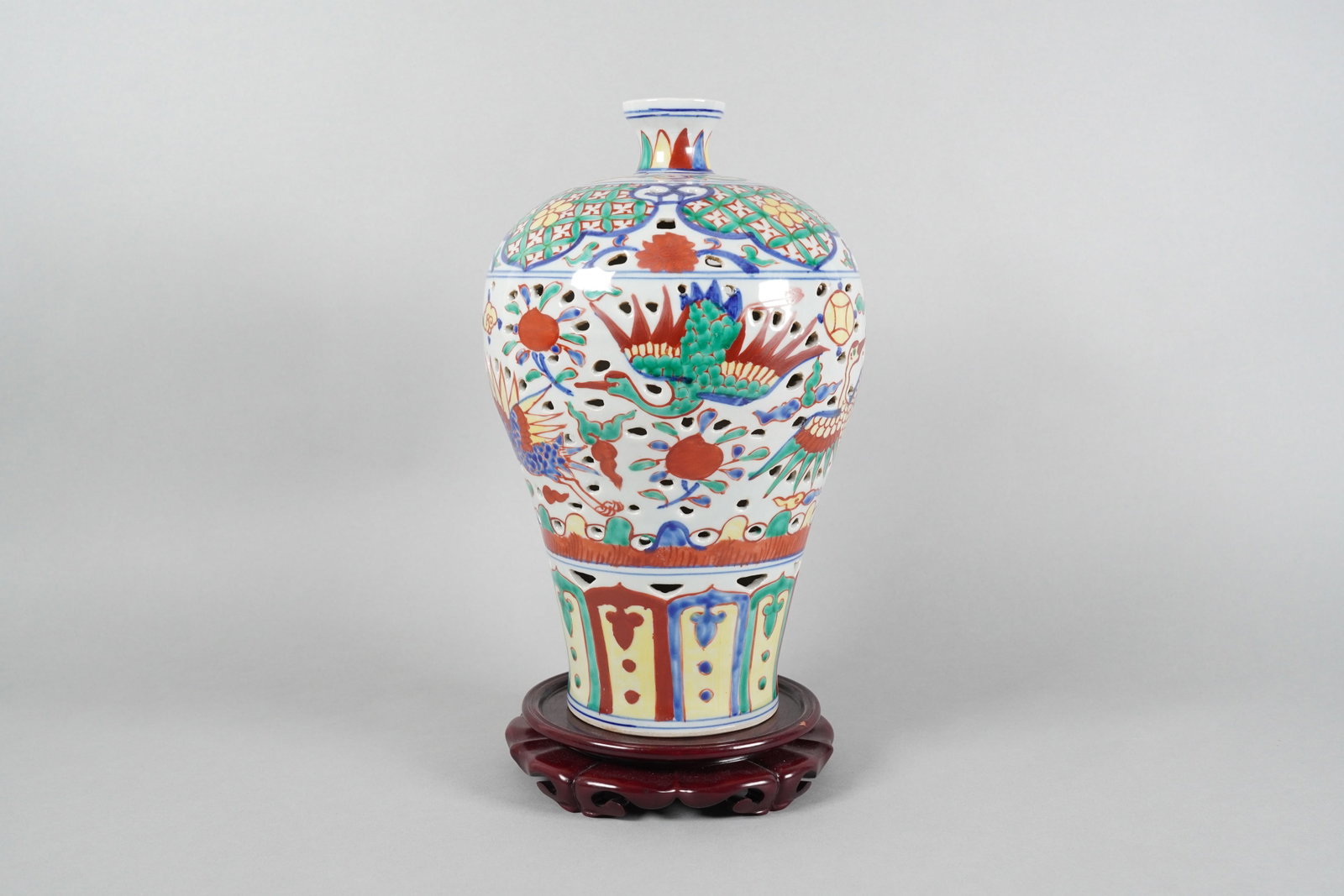Chinese tall fancy vase: Chinese tall fancy vase. H: 13" x W: 7.5."