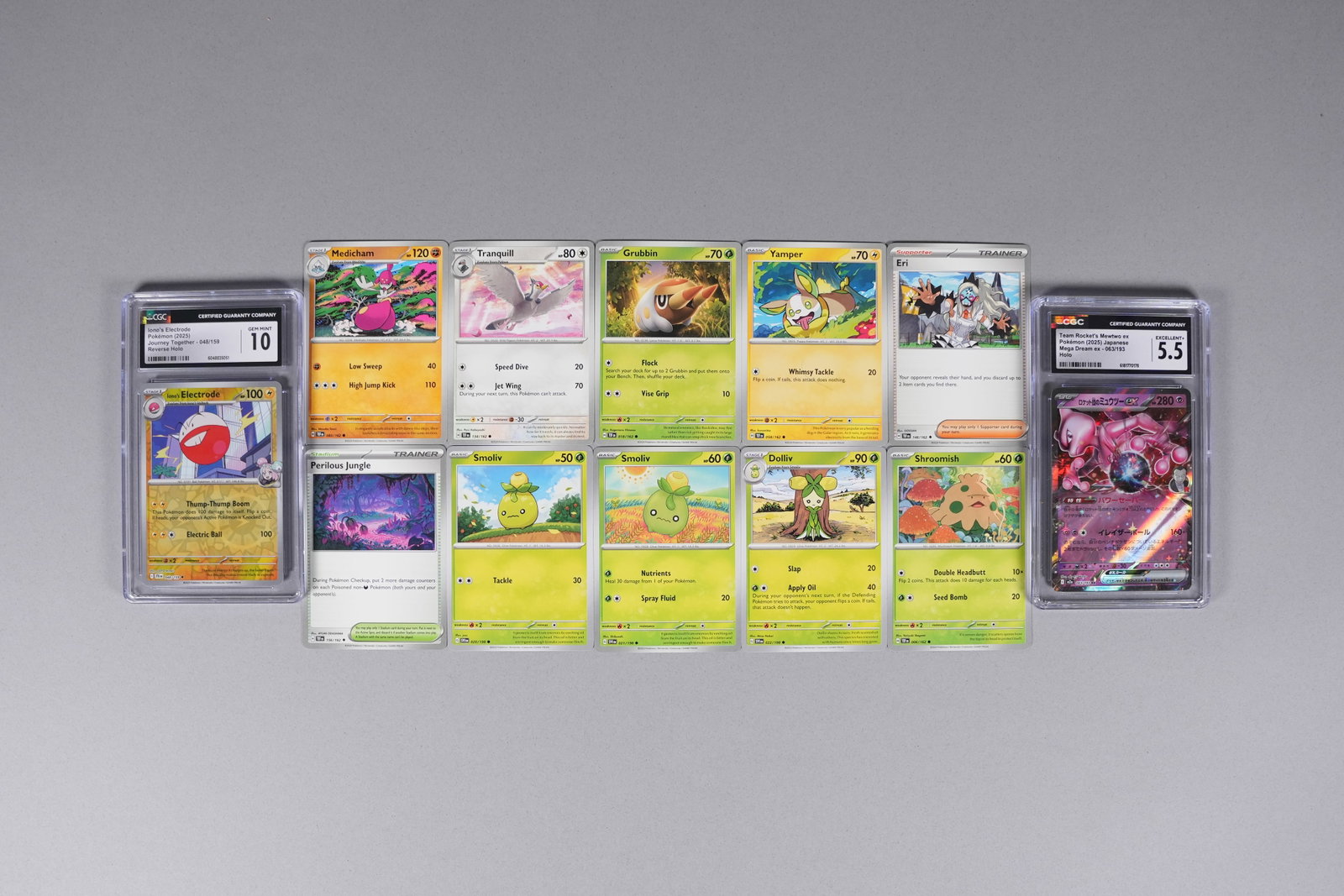 Lots Pokemon cards graded: Lots Pokemon cards, some are graded.