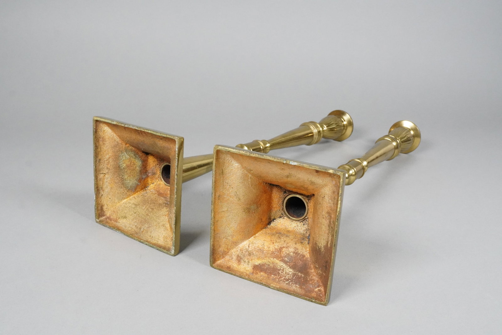 2 heavy brass candle holder - 4