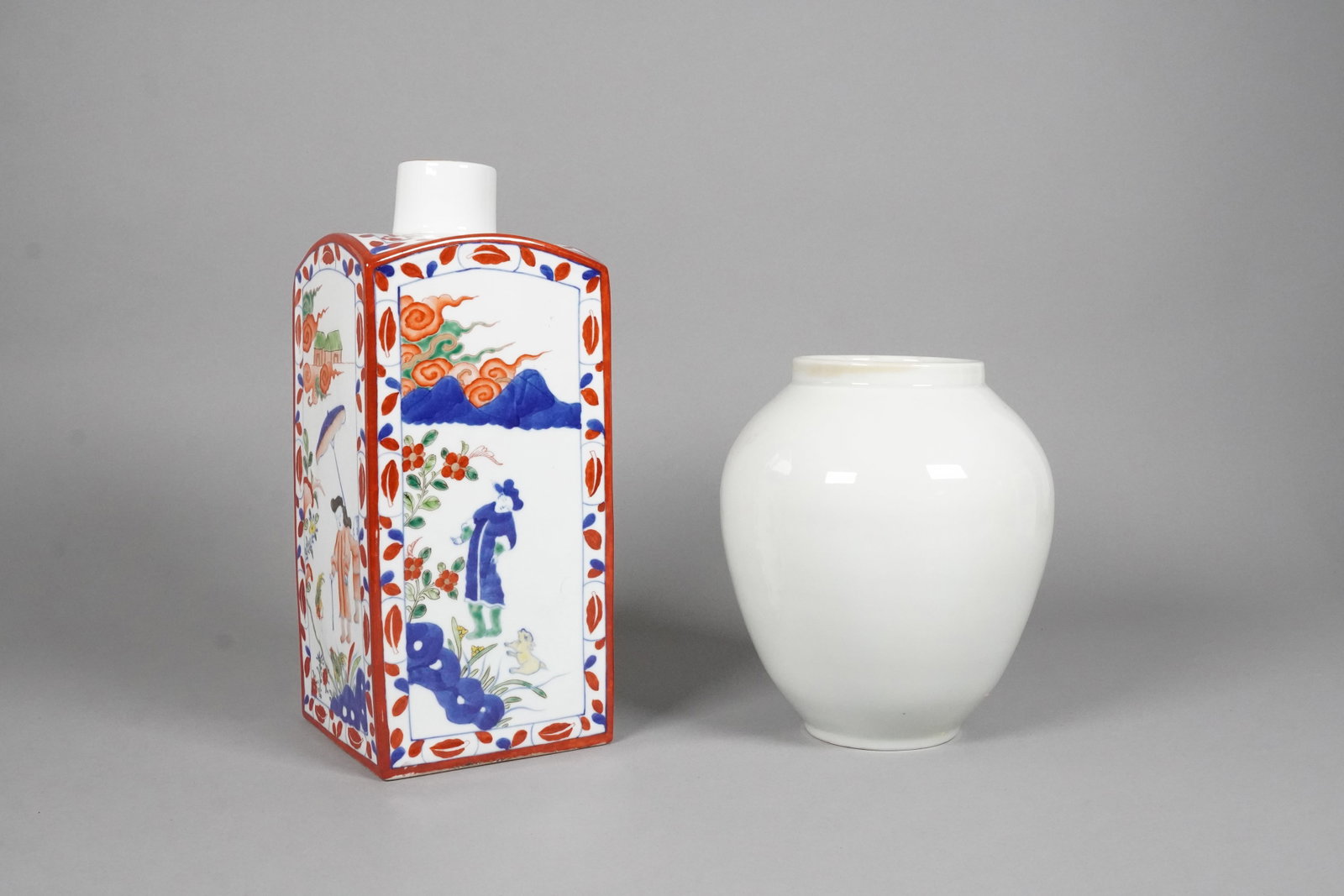 2 Asian porcelains: 2 Asian porcelains, largest H: 17.5" x W: 5.1."