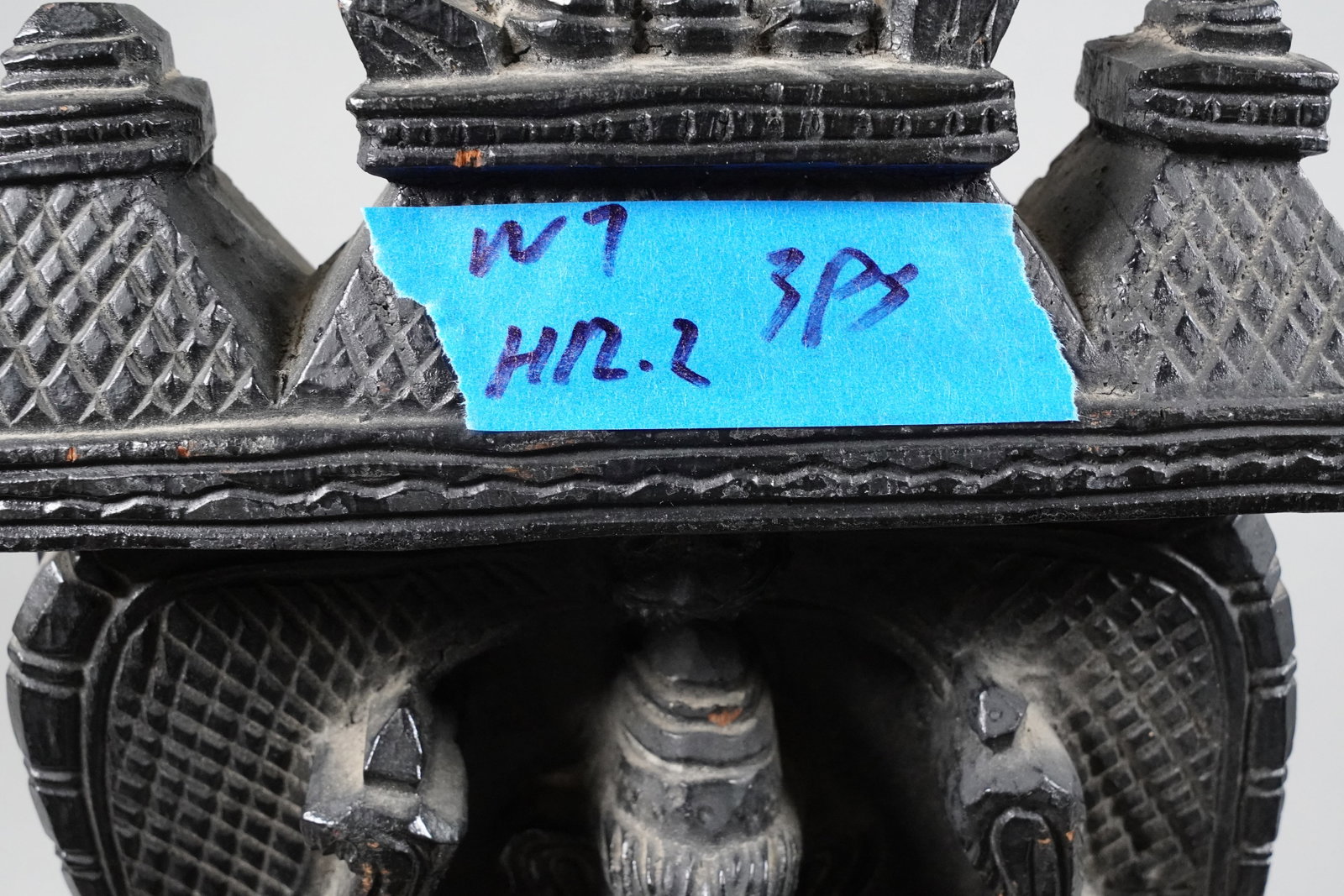 Lots fine carvings - 7