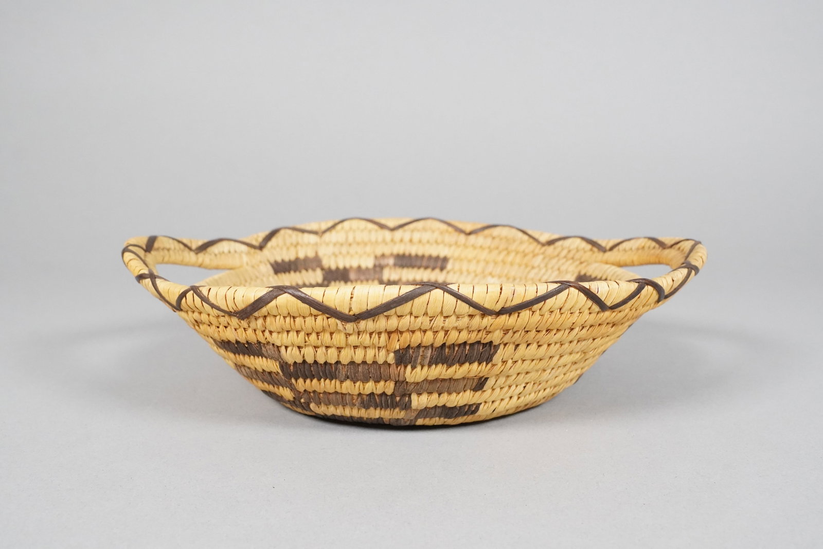 Antique Native American basket - 2