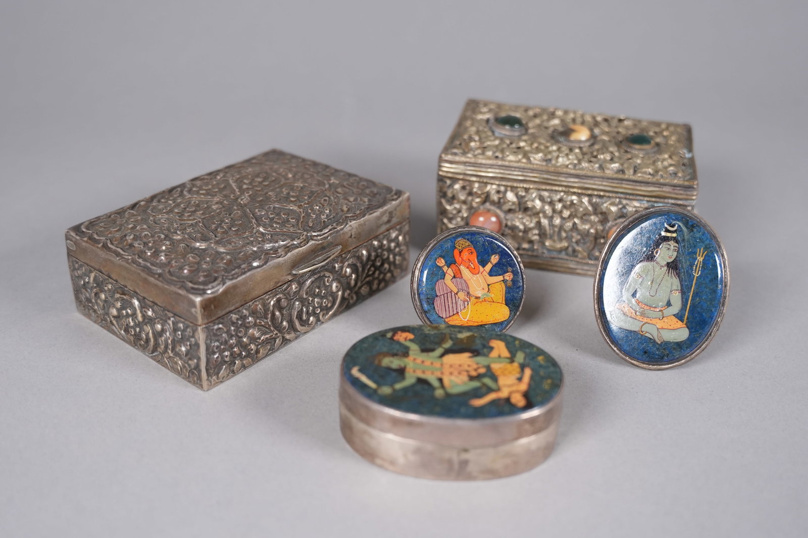 Lots estate items - 3