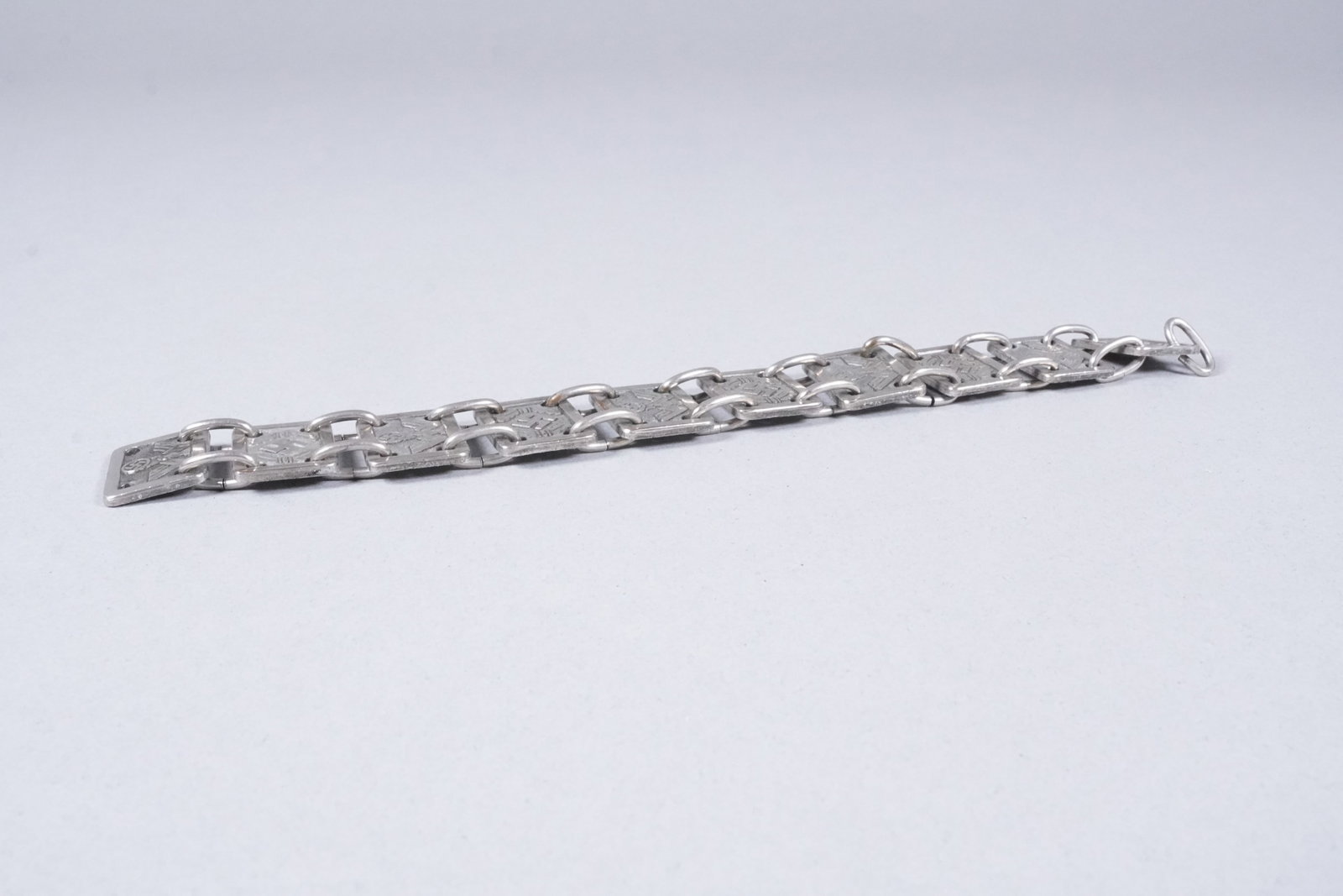 Antique World War 2 bracelet - 6