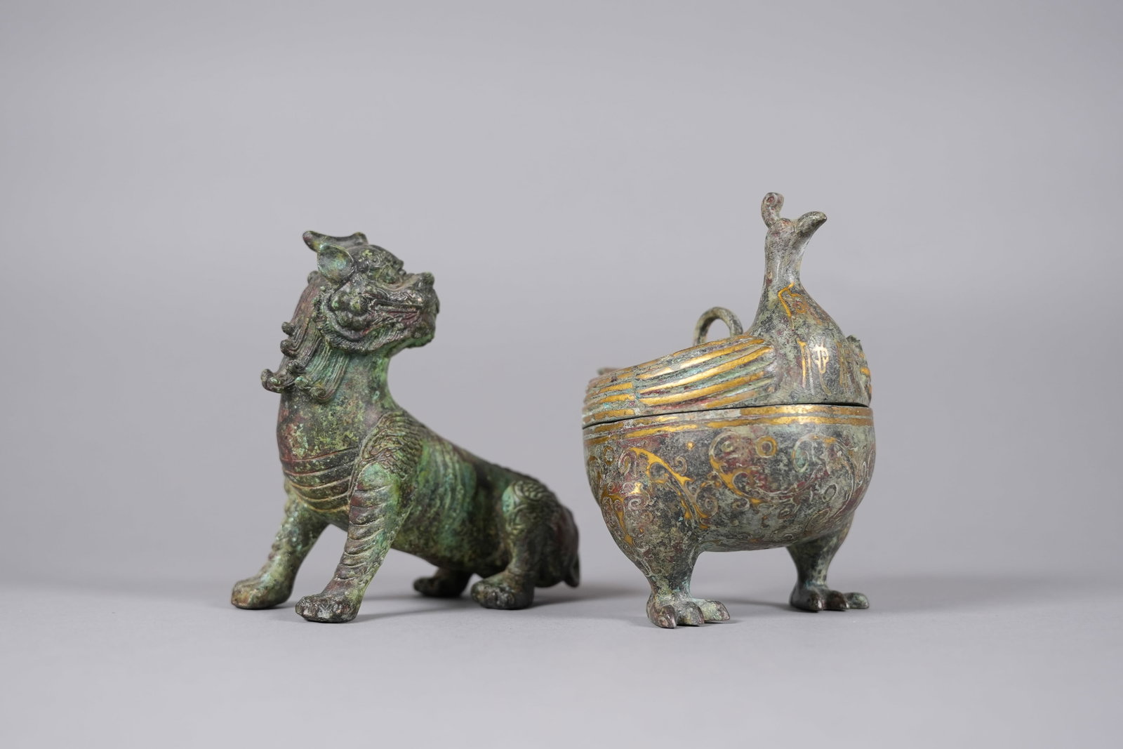 2 Chinese bronze vessels: 2 Chinese fine bronze vessels. Largest H: 5.2" x W: 5.5."