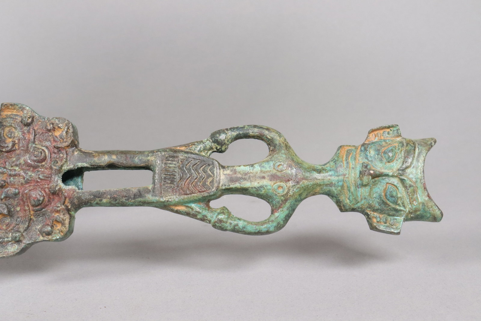 Chinese long bronze sword - 3