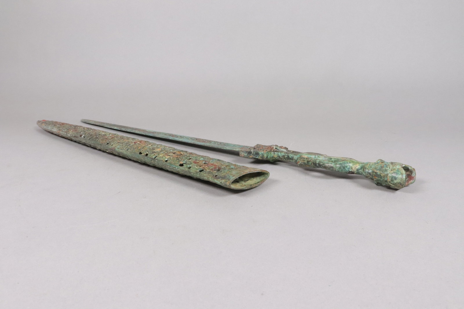 Chinese long bronze sword - 5