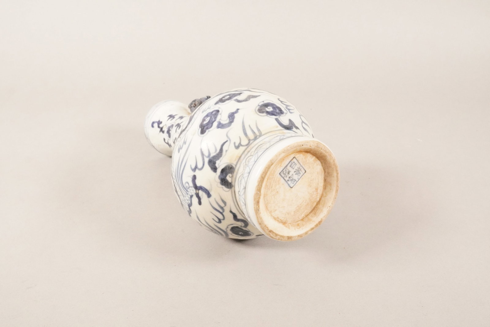 2 Chinese b/w fine vase - 4